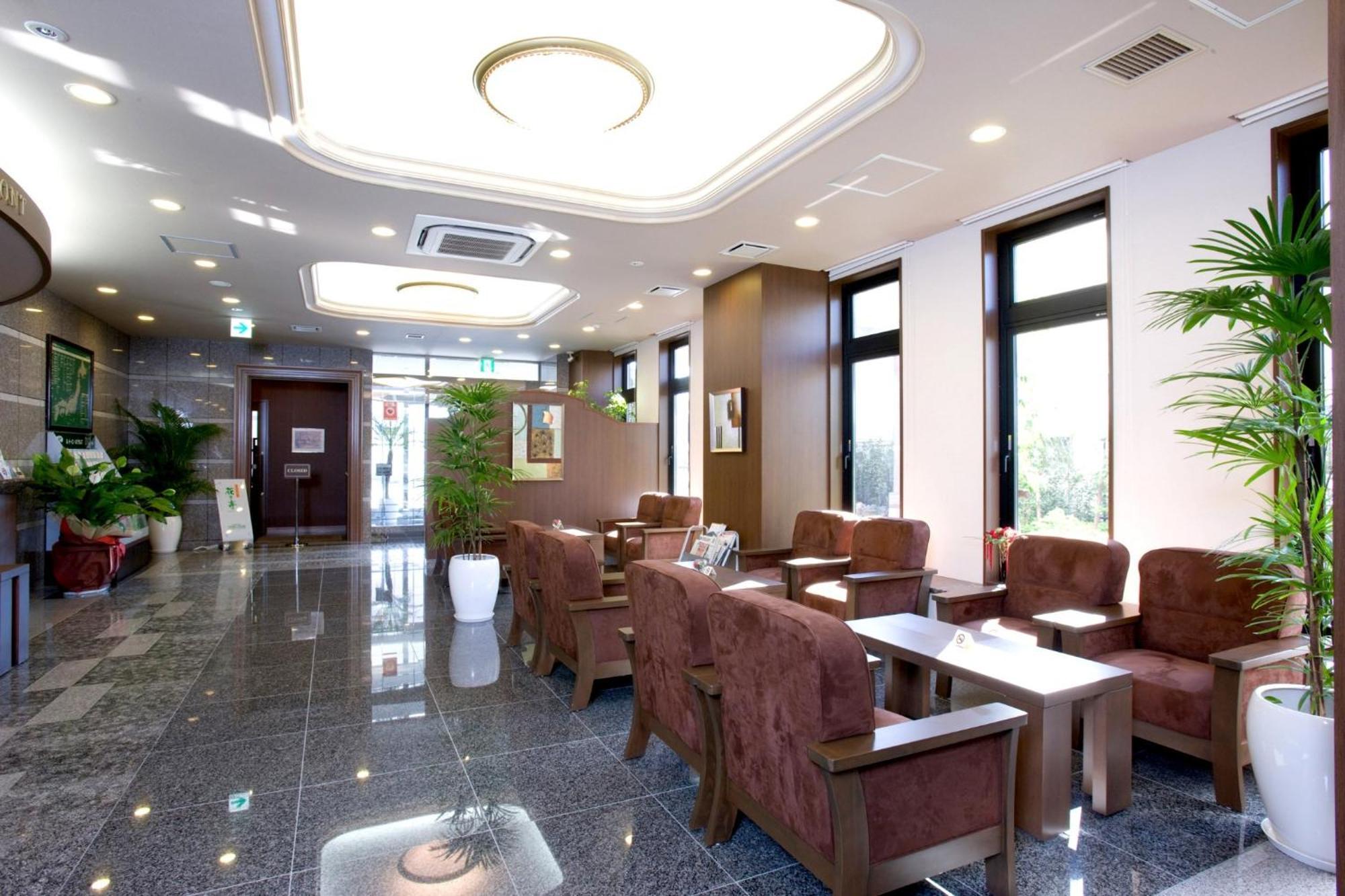 Hotel Route-Inn Nobeoka Ekimae Екстериор снимка